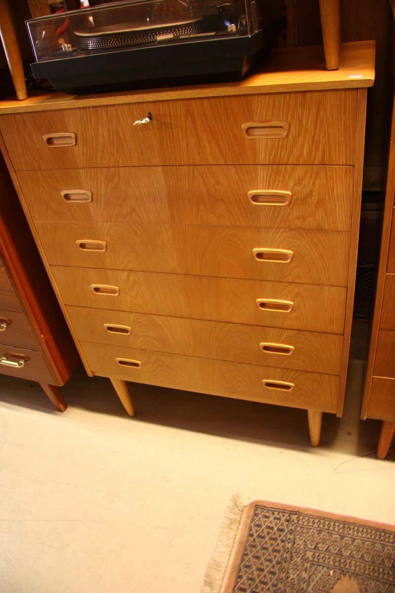 Artikkelnummer: 02.316, Teak kommode fra 60-tallet