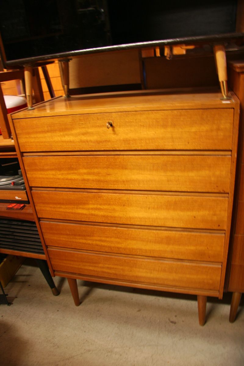 Artikkelnummer: 02.304, Teak kommode fra 60-tallet